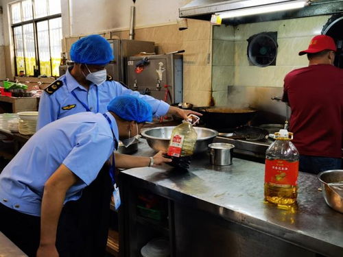 肇庆市开展餐饮服务单位专项检查，发现问题隐患13项